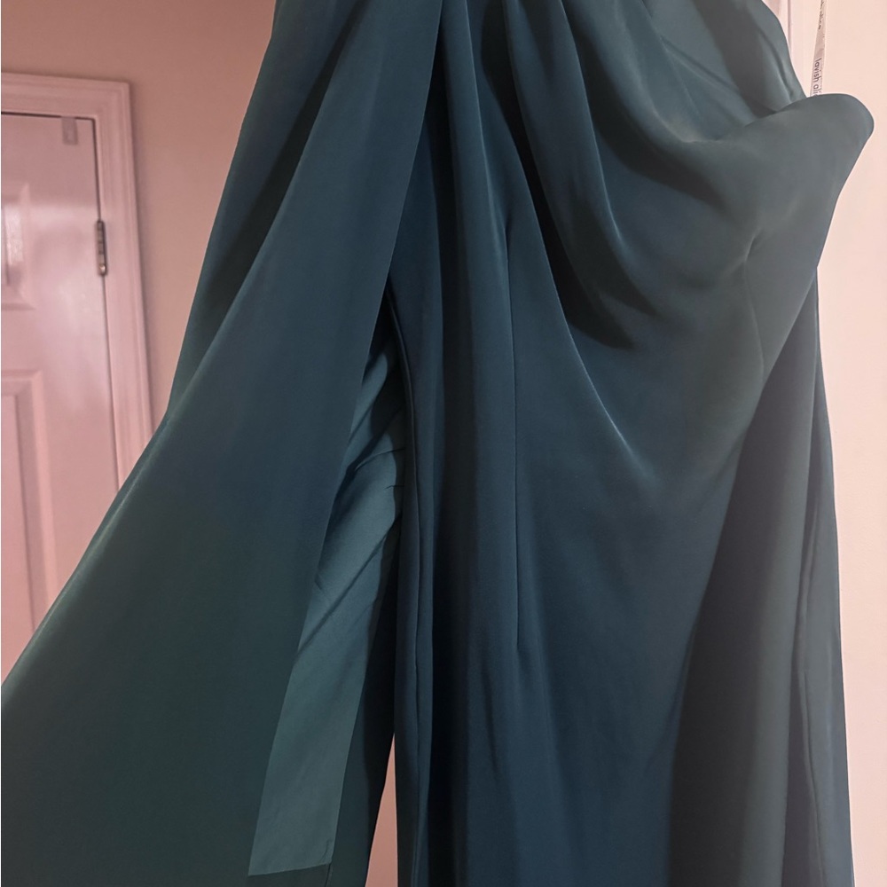 Lavish Alice Midi Cape Dress Size 4 - Picture 4 of 6